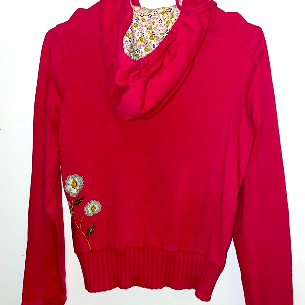 Dark Pink Hoodie, very cute embroidered details Juniors size L good condition